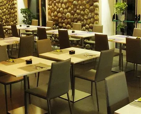 Hotel Cleofe 3*